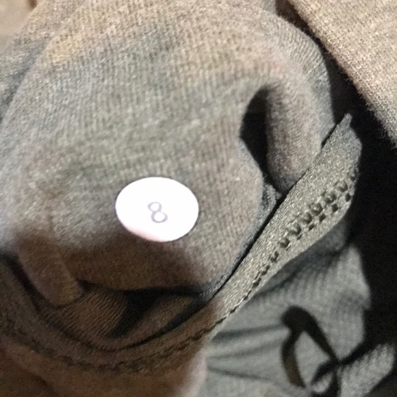 Joggers - Picture 3 of 3